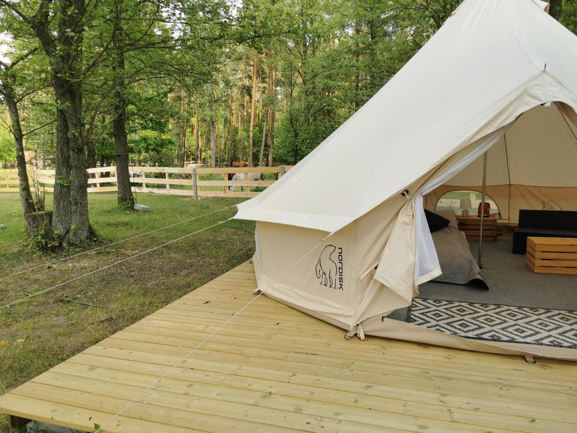 Łochów Glamping Kaliska酒店 外观 照片
